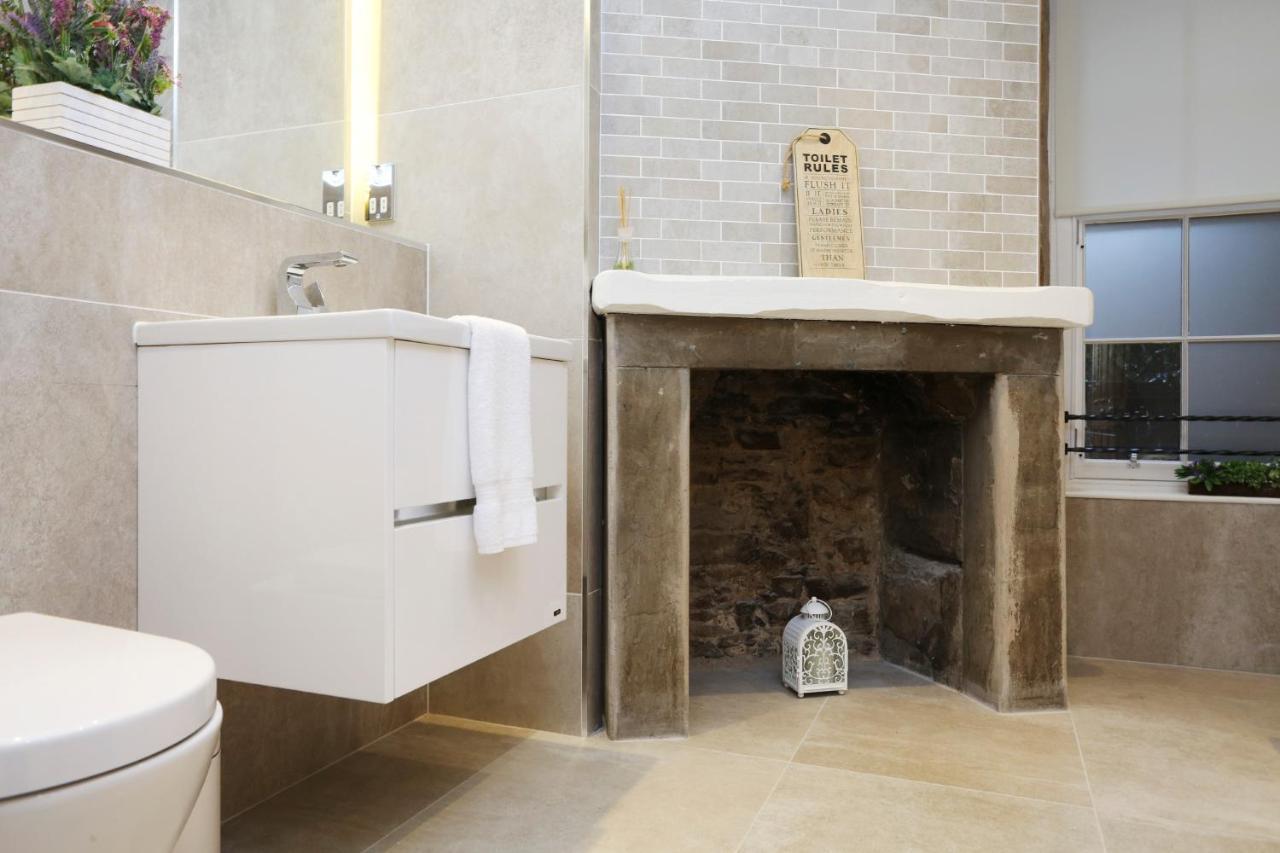 Joivy Elegant Home At The Heart Of The Royal Mile 에든버러 외부 사진