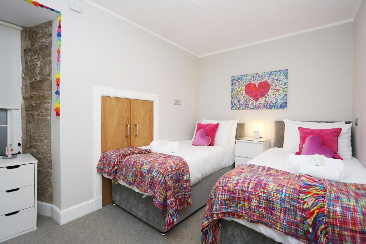 Joivy Elegant Home At The Heart Of The Royal Mile 에든버러 외부 사진